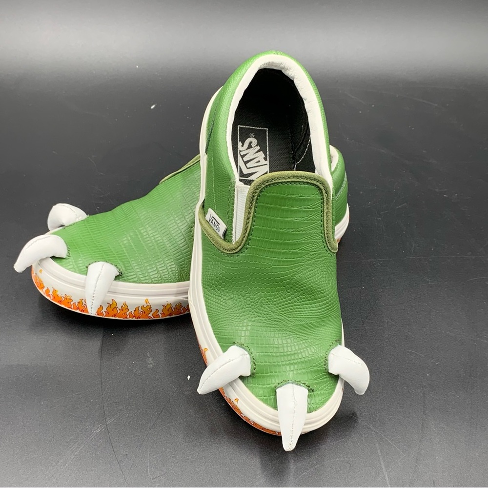 Vans Dragon Claw Shoes Boys sz 2.5 Green Leather Limited Edition
